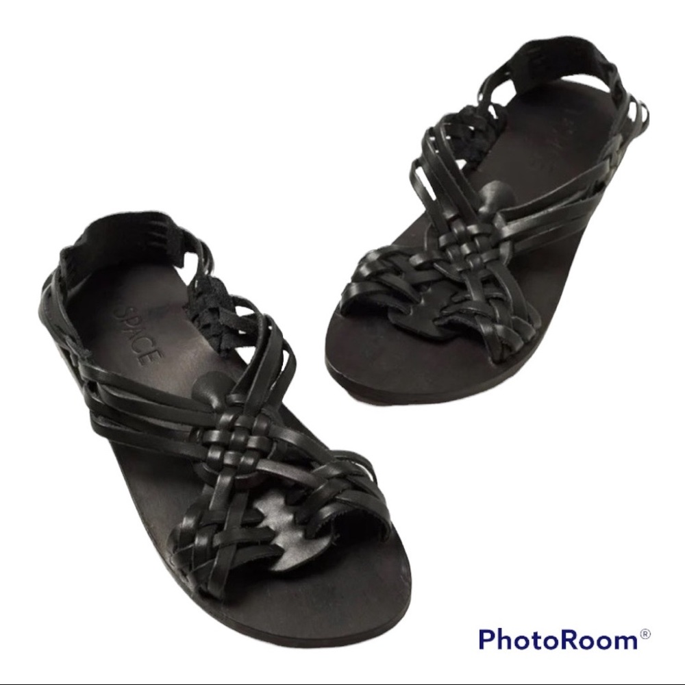 L*Space Black Leather Cabo Huarache Sandals size 38